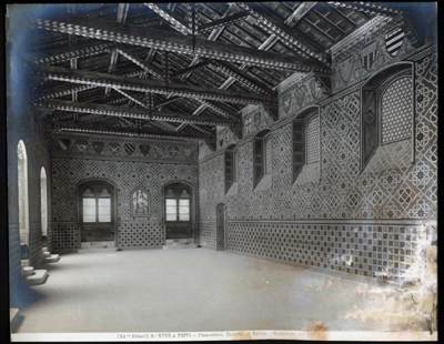 Poppi, Arezzo. Casentino. Il Salone del Castello, restaurato nel 1907.