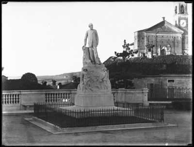 Monumento a Giuseppe Borsalino